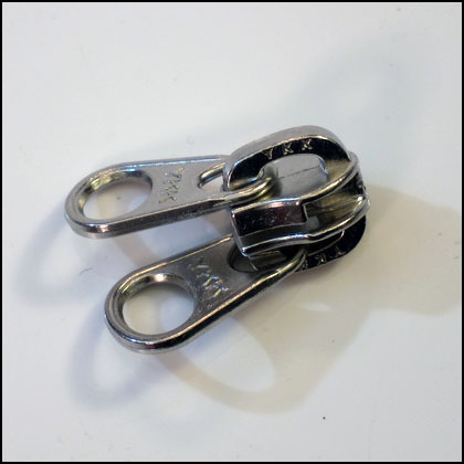 YKK® #3 ダブル・スライダー – LOCUS GEAR